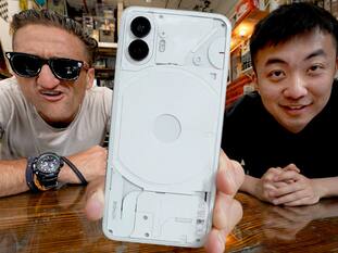 AMOLED डिस्प्ले, 50MP कैमरा और 256GB स्टोरेज वाले Nothing Phone 2 को 1,861 रुपये देकर लाएं घर, न करें क्लसी डील मिस