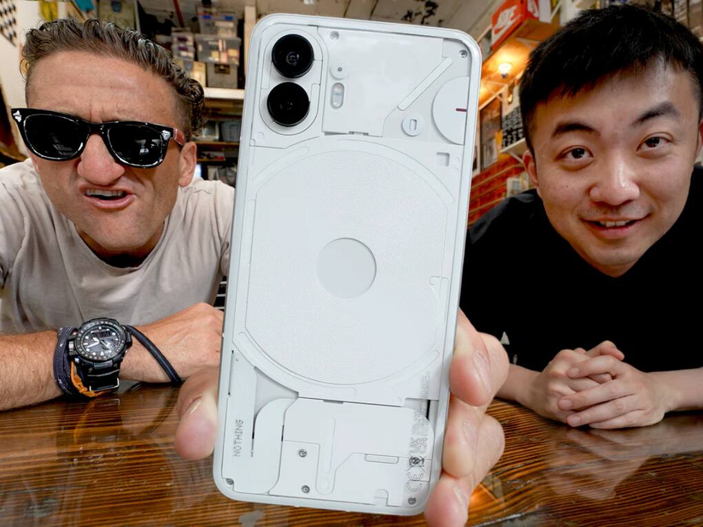 Nothing Phone 2 (2)