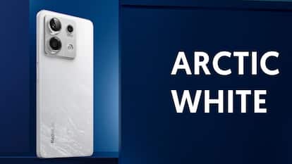 Happy New Year 2025: नए साल के मौके पर सस्ते मिल रहे स्मार्टफोन, देखें लिस्ट