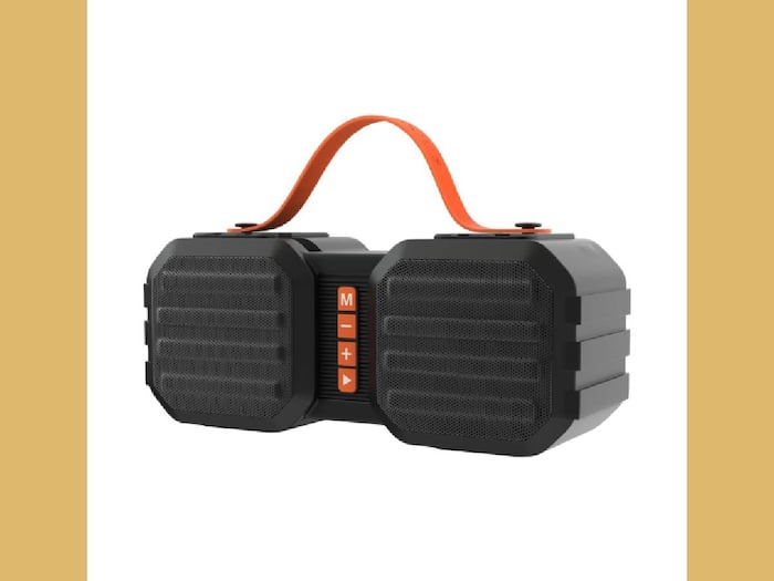 SPEAKERS