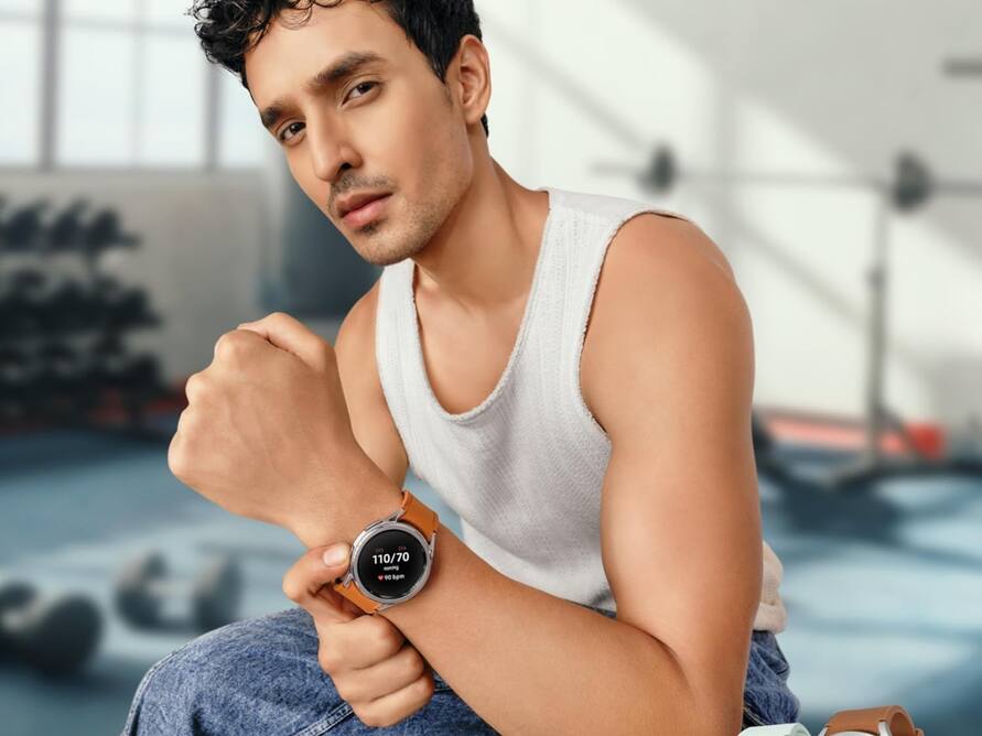 Amazon Christmas Store: स्पेशल स्टोर हुआ लाइव, स्मार्टवॉच समेत इन प्रोडक्ट पर मिल रहा डिस्काउंट