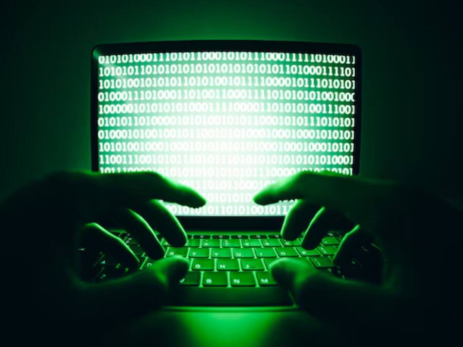 हैकिंग और ऑनलाइन स्कैम से बचाएगा यह ऐप, फोन में जरूर करें डाउनलोड hacking