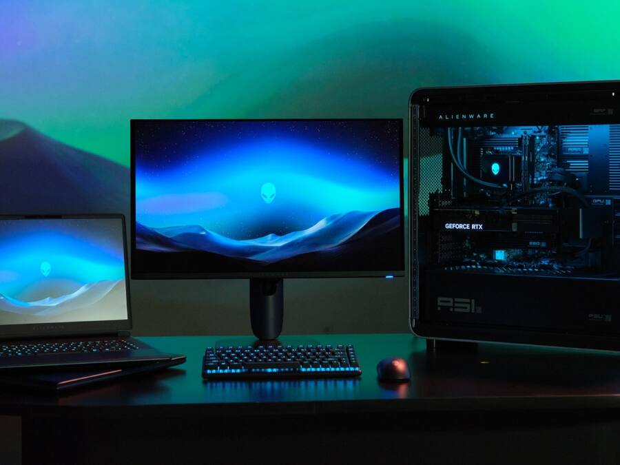 CES 2025: Alienware Area-51 लैपटॉप 12TB स्टोरेज के साथ पेश, जानें दाम और फीचर्स Laptop (11)
