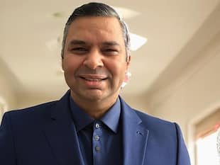 Excellence in Enterprise Database Management: Dheeraj Yadav's Impact at Apple