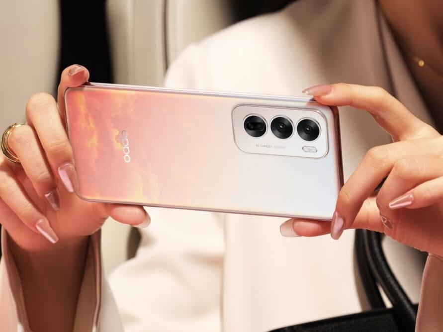 32MP सेल्फी कैमरा, 8GB RAM और 256GB स्टोरेज वाले OPPO Reno 12 5G फोन को सस्ते में लाएं घर, Flipkart पर गजब ऑफर