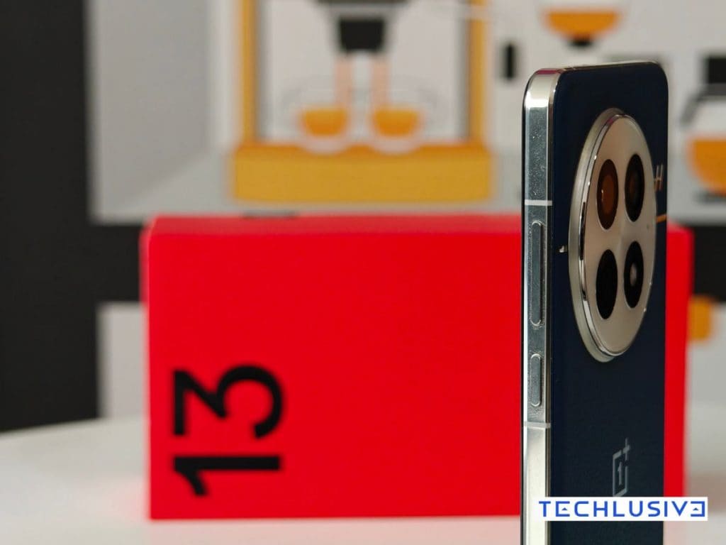 OnePlus 13 volume and power buttons