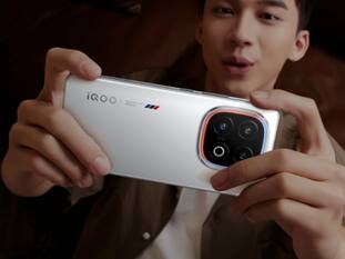 6000mAh बैटरी, 50MP कैमरा और 512GB स्टोरेज वाले iQOO 13 पर जबर छूट, उठाएं Amazon Offer का फायदा