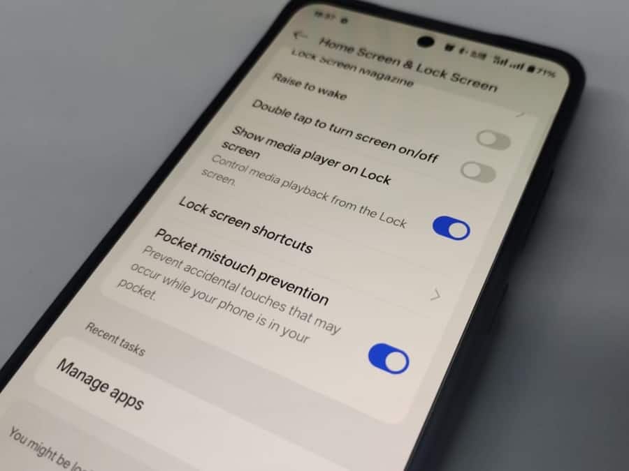 जेब में रखा फोन अपने आप हो जाता है अनलॉक? ये सेटिंग तुरंत कर लें ऑन Phone (64)