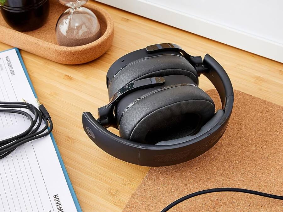 Headphones Under 700 emi on Amazon: 700 से कम महीना देकर खरीदें ब्रांडेड हेडफोन, मिलेगी शानदार साउंड Skullcandy Hesh (1)