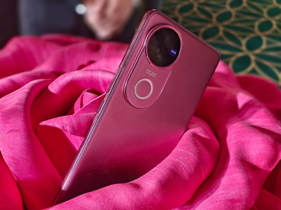 Vivo V50 Lite पावरफुल प्रोसेसर के साथ देगा दस्तक, लॉन्च से पहले यहां हुआ लिस्ट Vivo V50 (2)