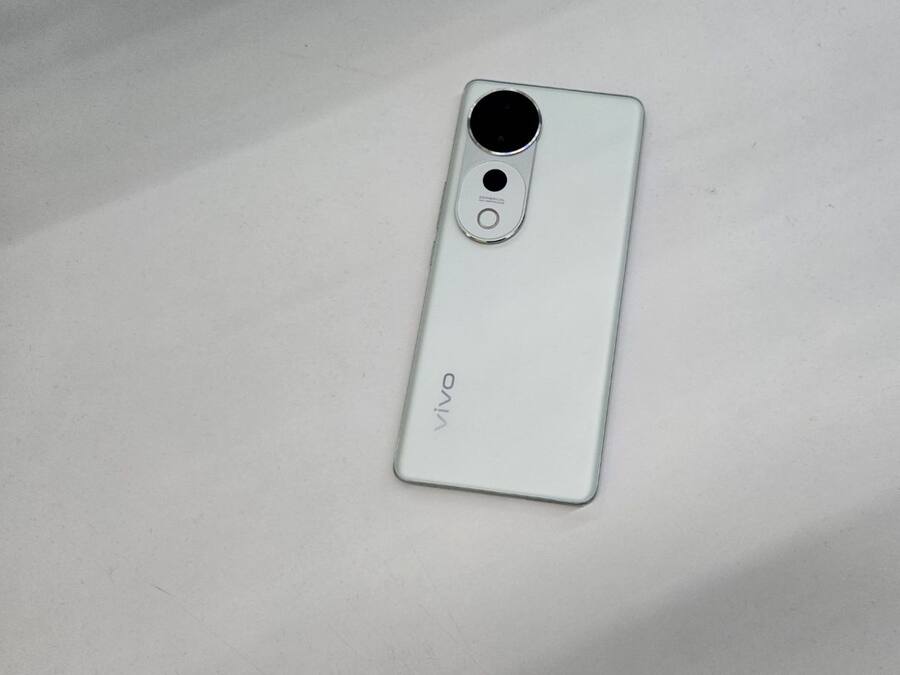 Vivo T3 Ultra 5G (9)