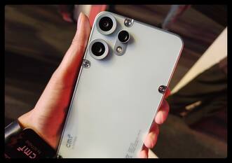 50MP कैमरा, 8GB RAM व 256GB स्टोरेज के साथ CMF Phone 2 Pro भारत में लॉन्च, तस्वीरों में देखें First Look