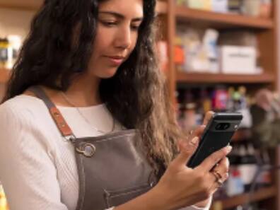 Looking For a Smartphone Under Rs 55,000? Check Out Top Picks in June 2025 With Price in India and Features