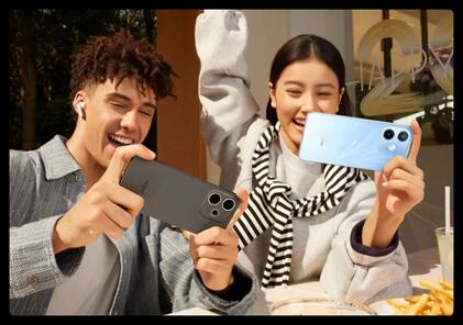 5800mAh बैटरी, 45W फास्ट चार्जिंग और 50MP कैमरा वाले OPPO A5 Pro 5G भारत में लॉन्च, तस्वीरों में देखें First Look और Top Features