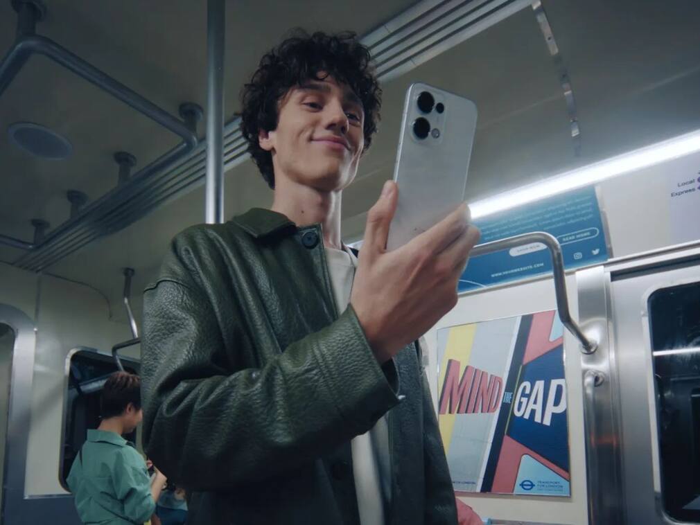 OPPO Reno 14 स्मार्टफोन की इमेज ऑनलाइन लीक, देखने को मिली पहली झलक