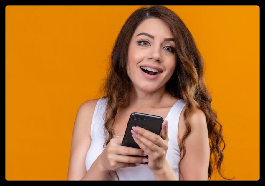 GBoard का सीक्रेट शॉर्टकट- 1 अक्षर टाइप करते ही आ जाएगा पूरा मैसेज, जानें कैसे Phone - 2025-04-29T185556.332