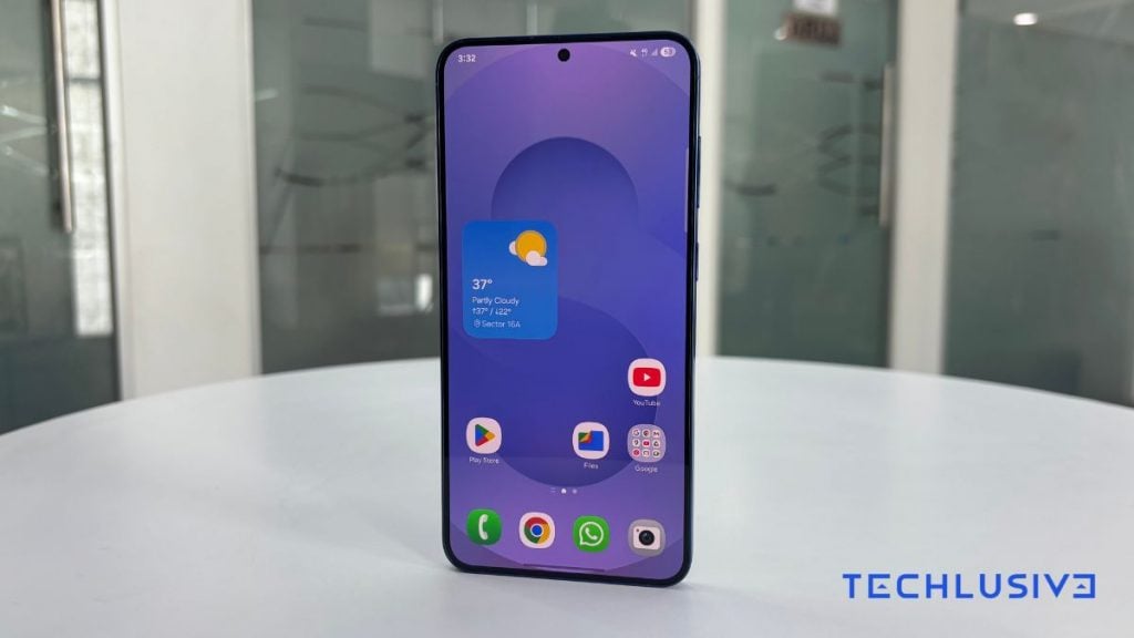 Samsung S25 Plus display