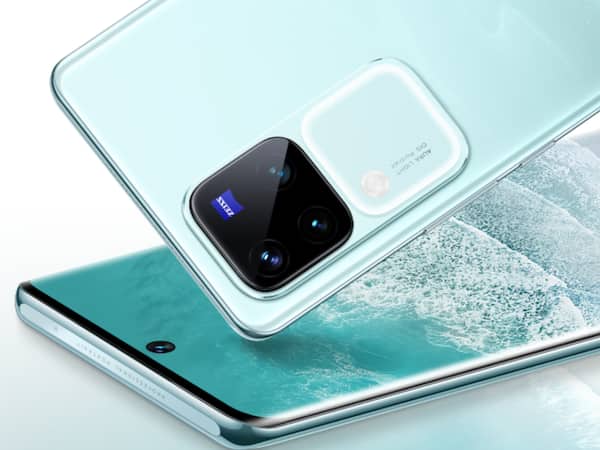 Vivo V30 Pro 5G Vivo V30 Pro 5G