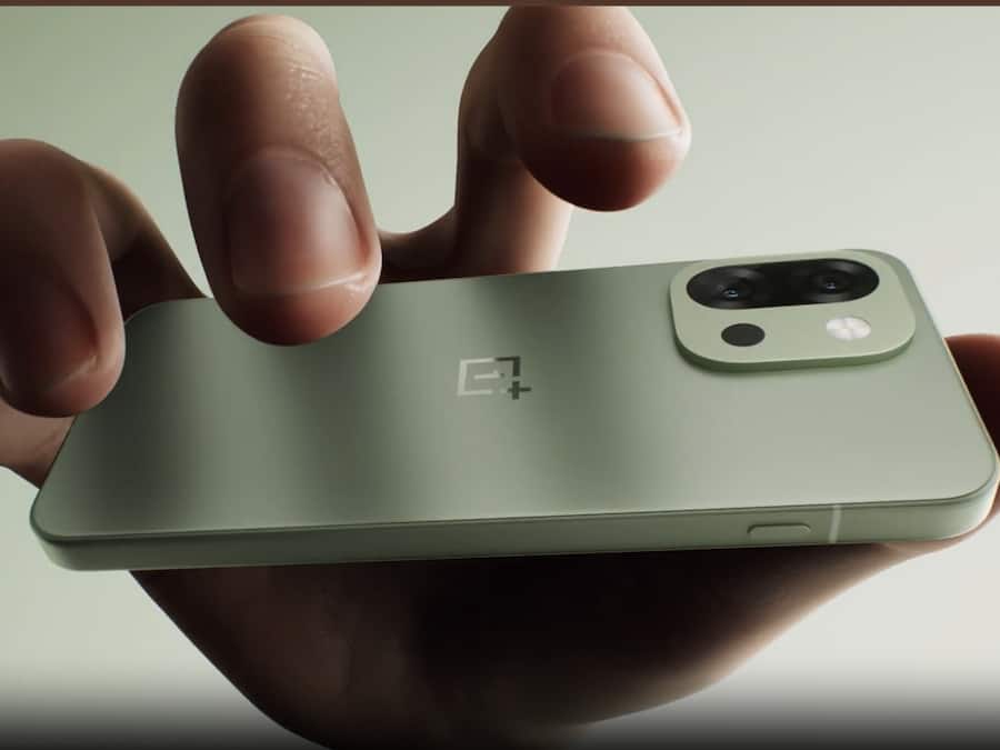 Upcoming 5G Phones in June 2025: OnePlus 13s से लेकर Vivo T4 Ultra तक, जून में धमाल मचाने आ रहे ये फोन OnePlus 13s