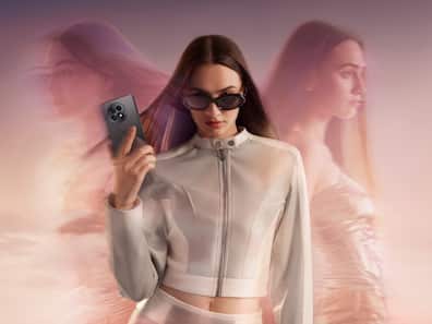 Flipkart SASA LELE Sale: Check Out the Best Smartphone Deals Under Rs 50,000 Right Now