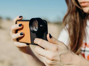 Samsung’s New Patent Hints at Modular Phone With Replaceable Camera Lenses