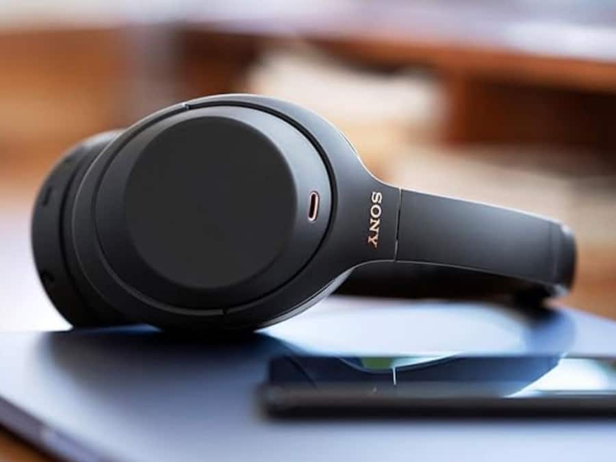 Sony-WH-1000XM4