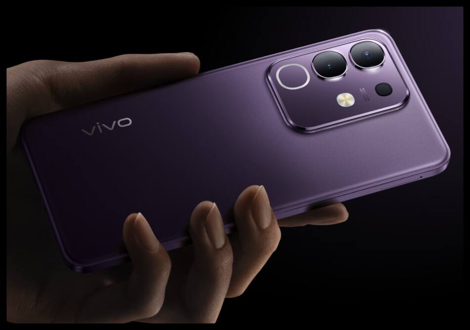 6500mAh की बैटरी, 44W फास्ट चार्जिंग और 50MP कैमरा वाले Vivo T4x 5G पर धमाल Offer, सस्ते में लाएं घर