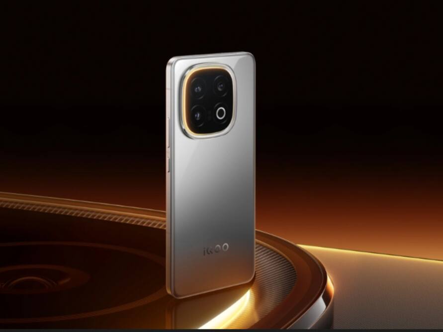 iQOO 15 Ultra Leaks: Check Out Specifications, Display, Features, Battery, and More