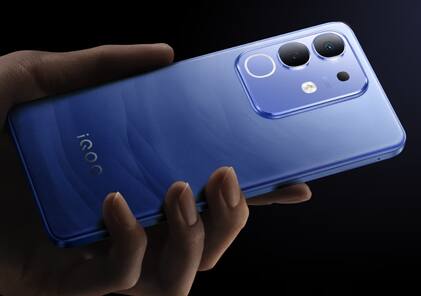 6500mAh बैटरी, 44W फास्ट चार्जिंग और 50MP कैमरा वाले iQOO Z10x 5G को 654 रुपये हर महीने देकर लाएं घर, Amazon का Offer