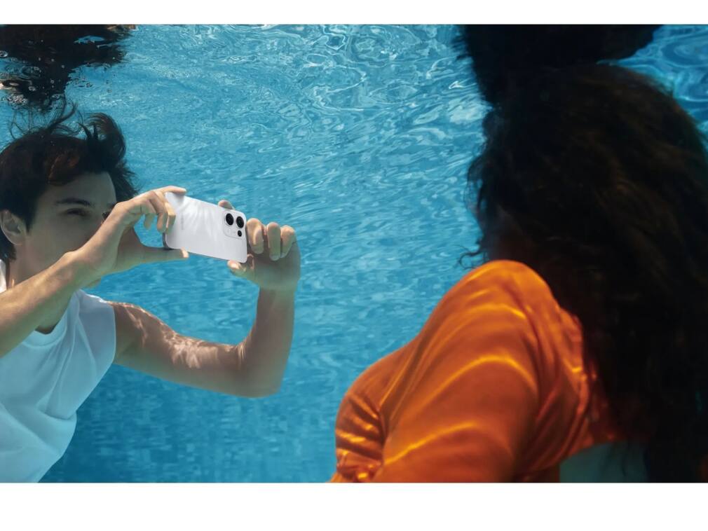 Underwater फोटोग्राफी, 50MP सेल्फी कैमरा और 256GB स्टोरेज वाले Oppo Reno 13 5G हुआ सस्ता, Flipkart का Offer