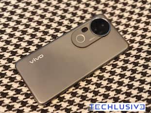 100x HyperZoom, 50MP कैमरा और 5500mAh की बैटरी वाले Vivo T4 Ultra 5G पर धाकड़ Discount, ऐसे होगी 2000 की बचत