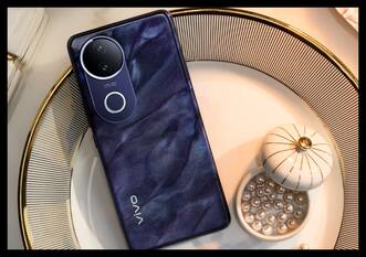 50MP फ्रंट कैमरा, 8GB RAM और 256GB स्टोरेज वाले Vivo V50e 5G पर तगड़ी छूट, Amazon का Discount