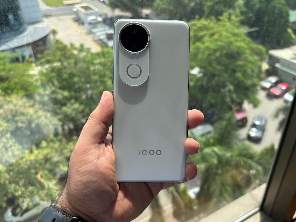 iQOO Z10R
