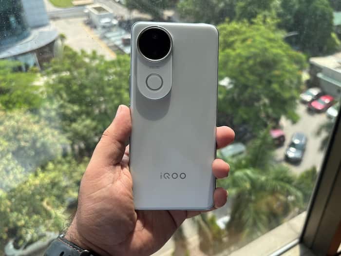 iQOO Z10R