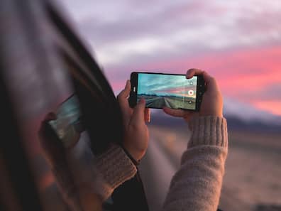 5 Best Camera Phones Under Rs 30,000 To Capture Perfect Shots For Your Social Media