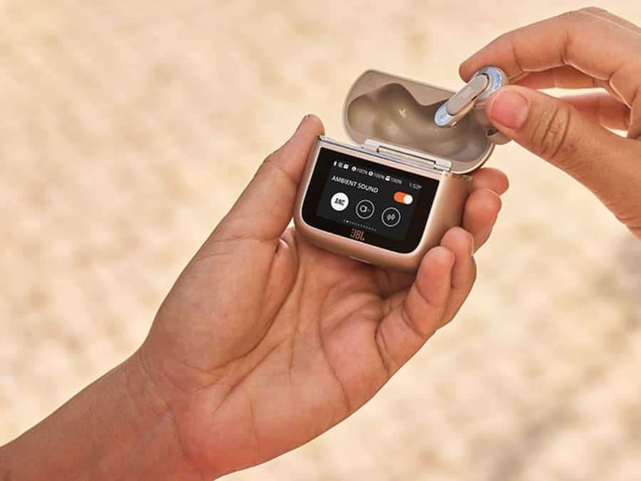 JBL Tour Pro 3 Launched in India with Touchscreen Display: Check out Features, Battery Life, Price and More JBL Tour 3