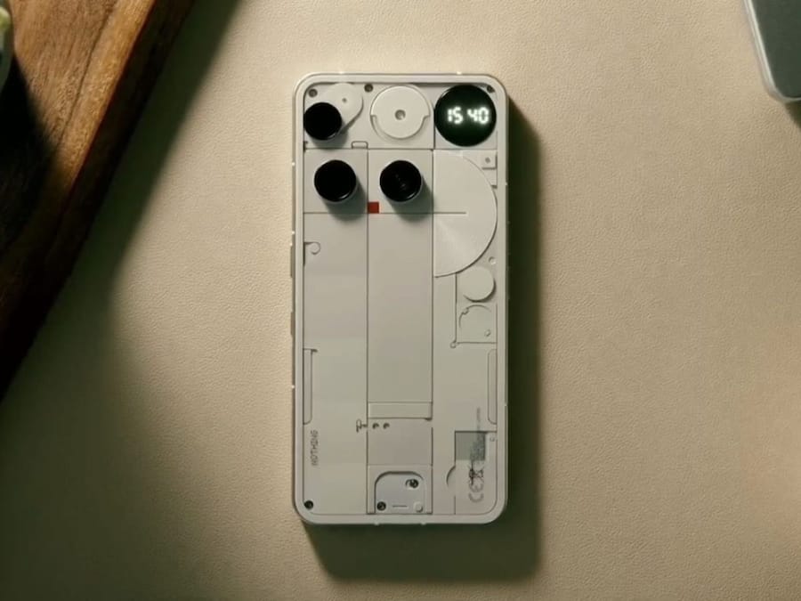 Nothing Phone 3 (2)