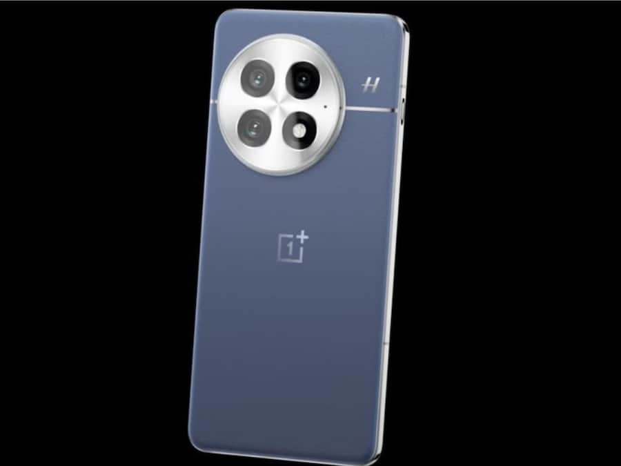 7000mAh बैटरी के साथ आ रहा OnePlus 15 फोन, सभी फीचर्स हुए लीक OnePlus 13 (1)