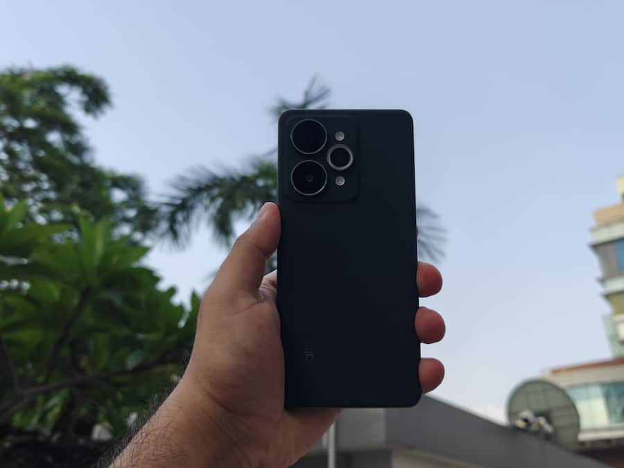 Realme 15 Pro (7)