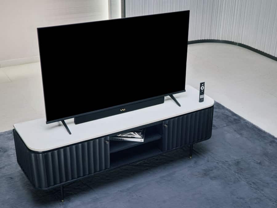 Vu 164cm (65 inches)