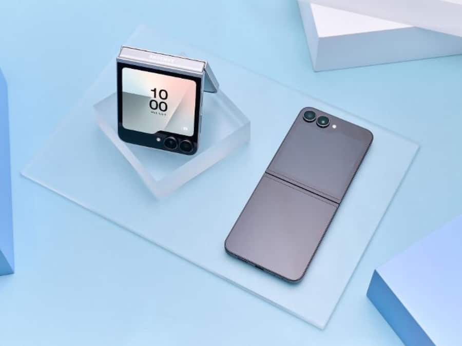 Samsung Galaxy Z Flip 7 फोन 4.1 इंच कवर डिस्प्ले के साथ भारत में लॉन्च, जानें कीमत और खूबियां fold (1)