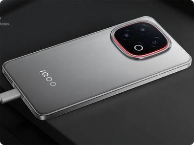iQOO 15 Mini के प्रमुख फीचर्स हुए ऑनलाइन लीक, इस साल मारेगा ग्लोबल बाजार में एंट्री