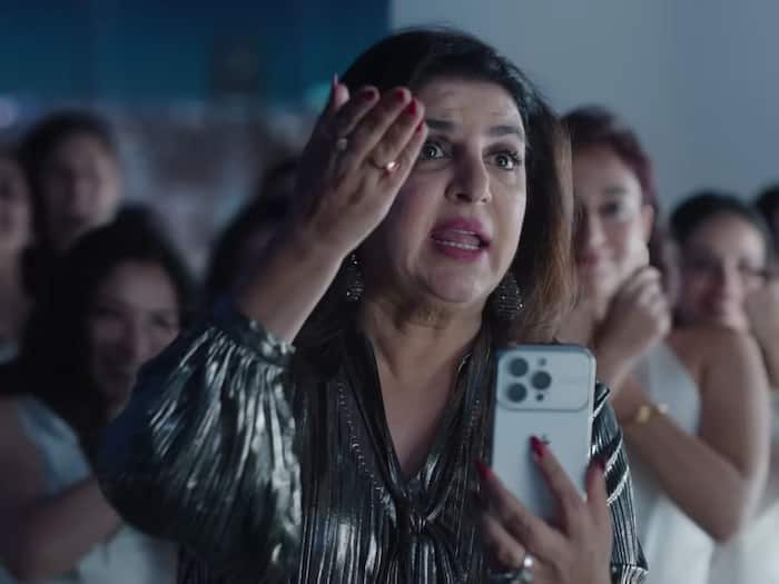 iPhone 17 Pro Max Farah Khan