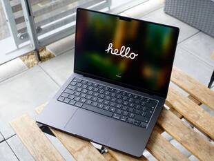 How One Indian Man Travels to Vietnam, Buys MacBook Cheaper Than India Price and Enjoys 11-Day Vacation