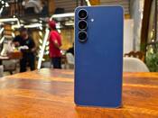 Samsung Galaxy S25 FE Review: Slimmer Design, Reliable Cameras, And AI Smarts