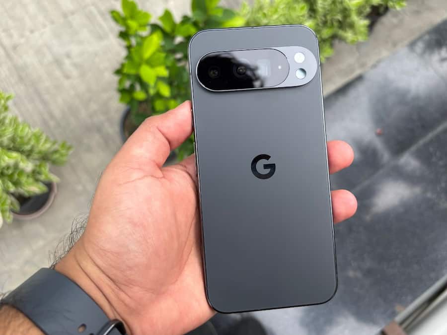 Pixel 10 Pro XL Brings Advanced Cameras