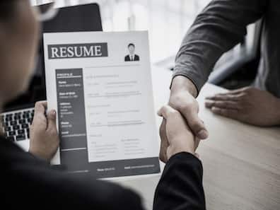 How ChatGPT Can Help You Build A Professional Resume In Minutes