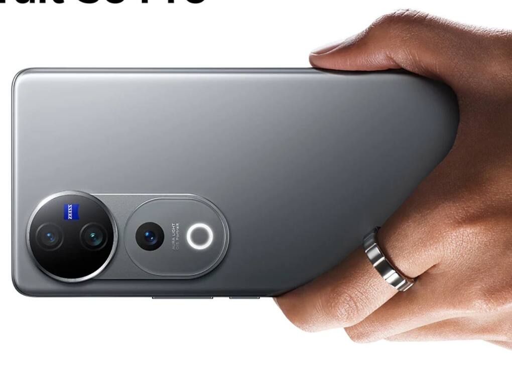 Vivo V40 Pro 5G (1)