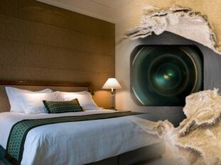 इन तरीकों से मिनटों में पता करें होटल रूम में कहां कैमरा है, 90% लोग नहीं जानते ये सीक्रेट ट्रिक्स!