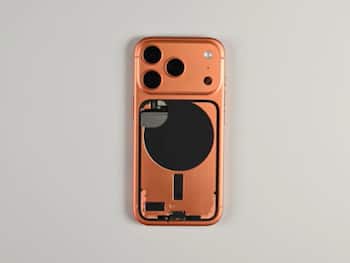 iPhone 17 Pro Teardown Reveals Exciting Details: Vapour Chamber Cooling And “Scratchgate” Issues